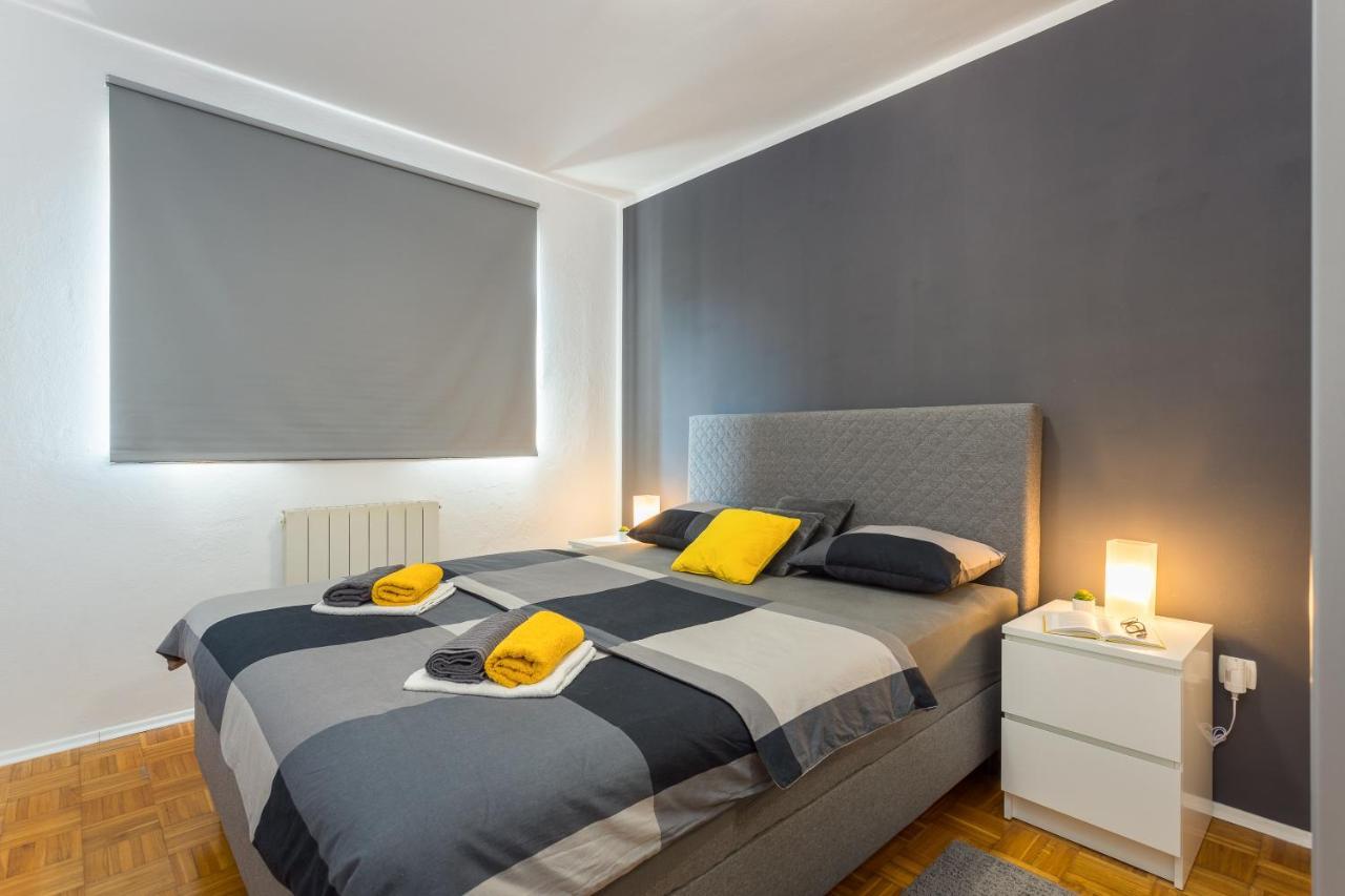 Laveruda Apartment With Balcony And Free Parking بولا المظهر الخارجي الصورة